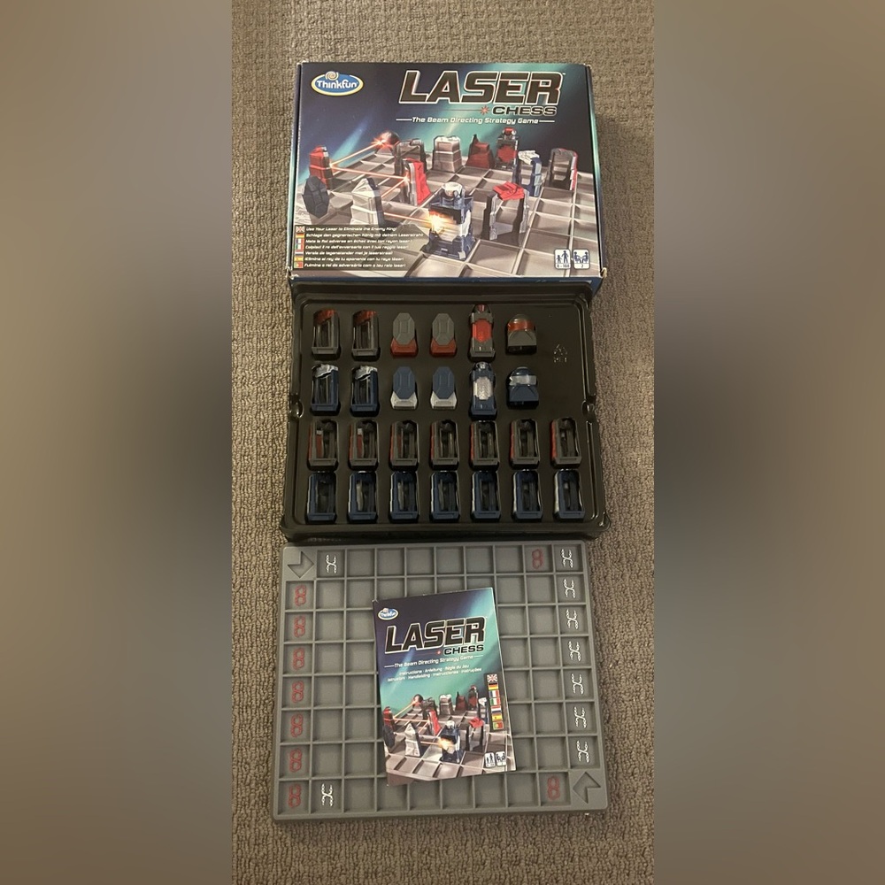 ThinkFun Laser Chess Strategy Beam Directing Game Toy  - Like New Played Once MT